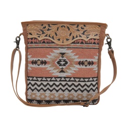 Myra S-6226