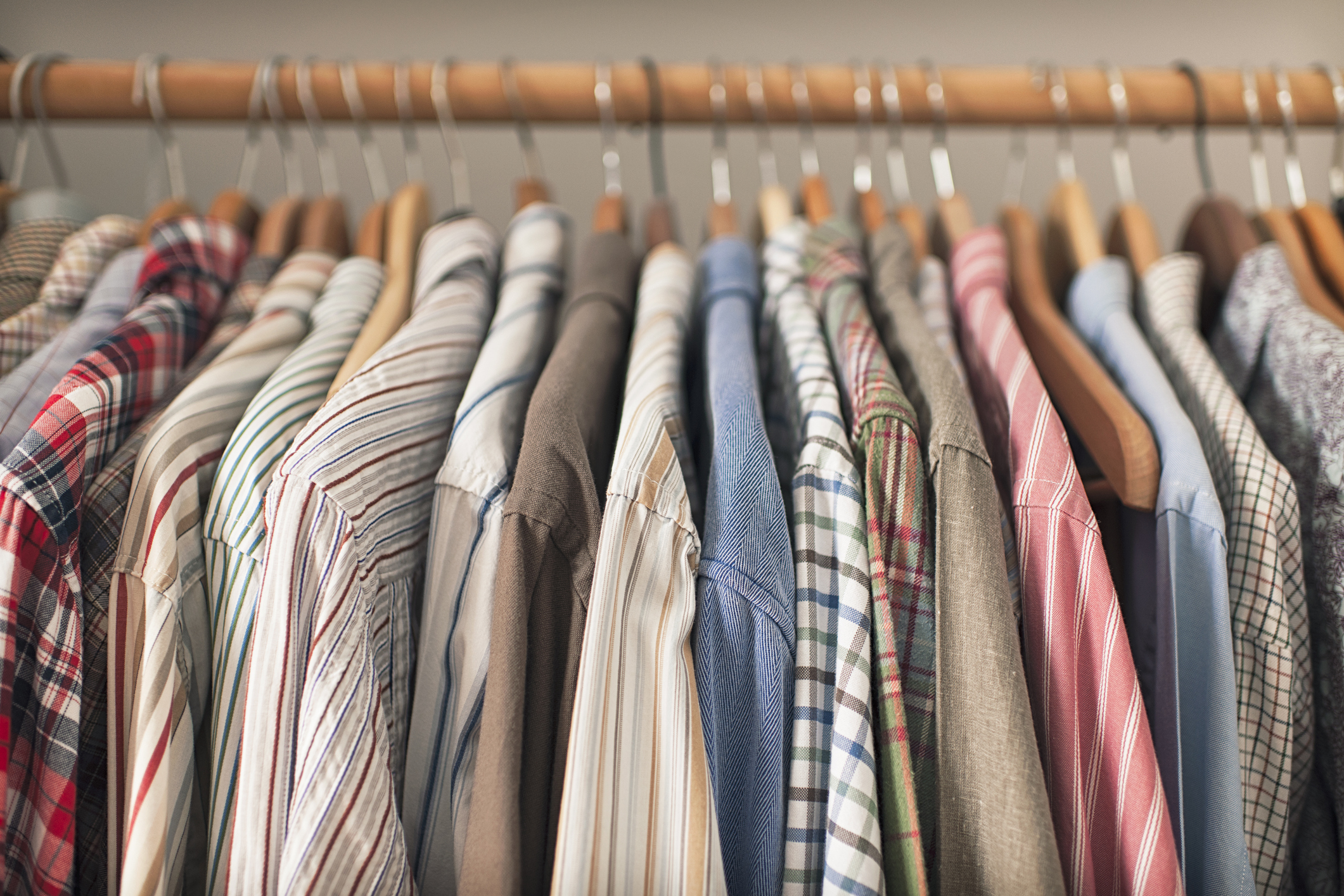 https://23800ufh.stage.cimm2.com//customerdocs/610/CATEGORY/IMG/Mensclothing.jpg