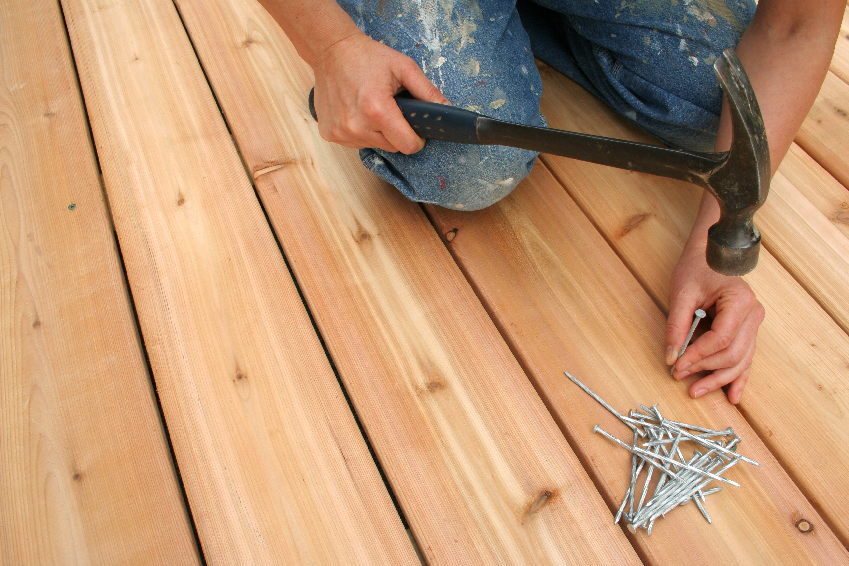 https://23800ufh.stage.cimm2.com//customerdocs/610/CATEGORY/IMG/decknails.jpg