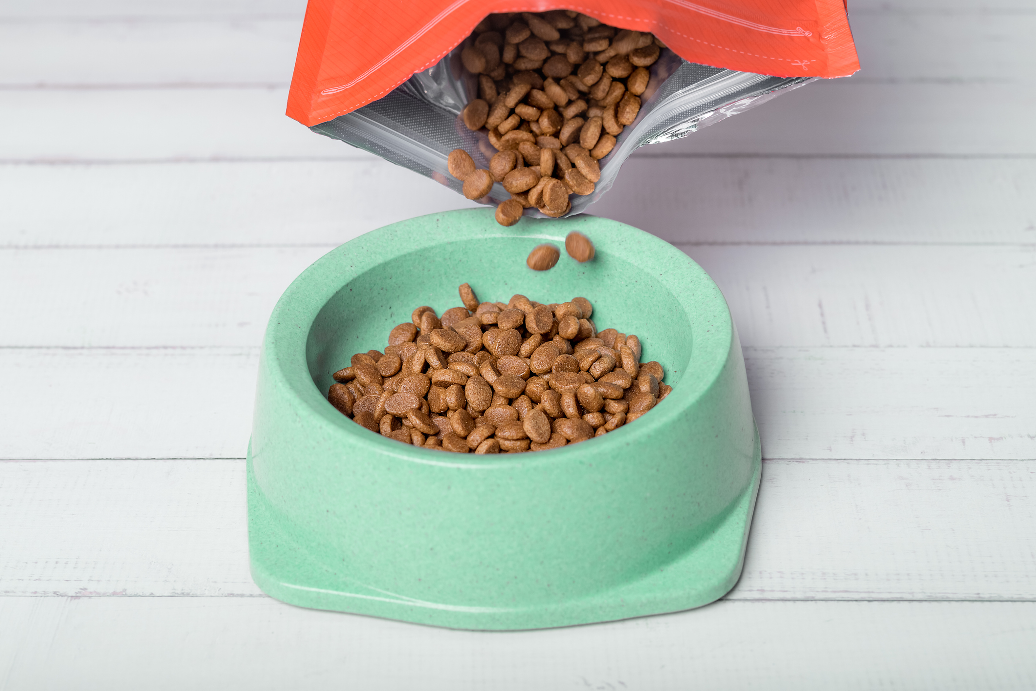 https://23800ufh.stage.cimm2.com//customerdocs/610/CATEGORY/IMG/dogfood.jpg