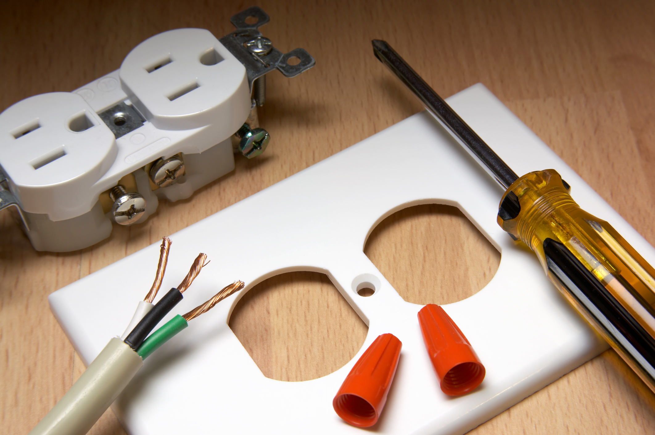 https://23800ufh.stage.cimm2.com//customerdocs/610/CATEGORY/IMG/electricalhardware.jpg
