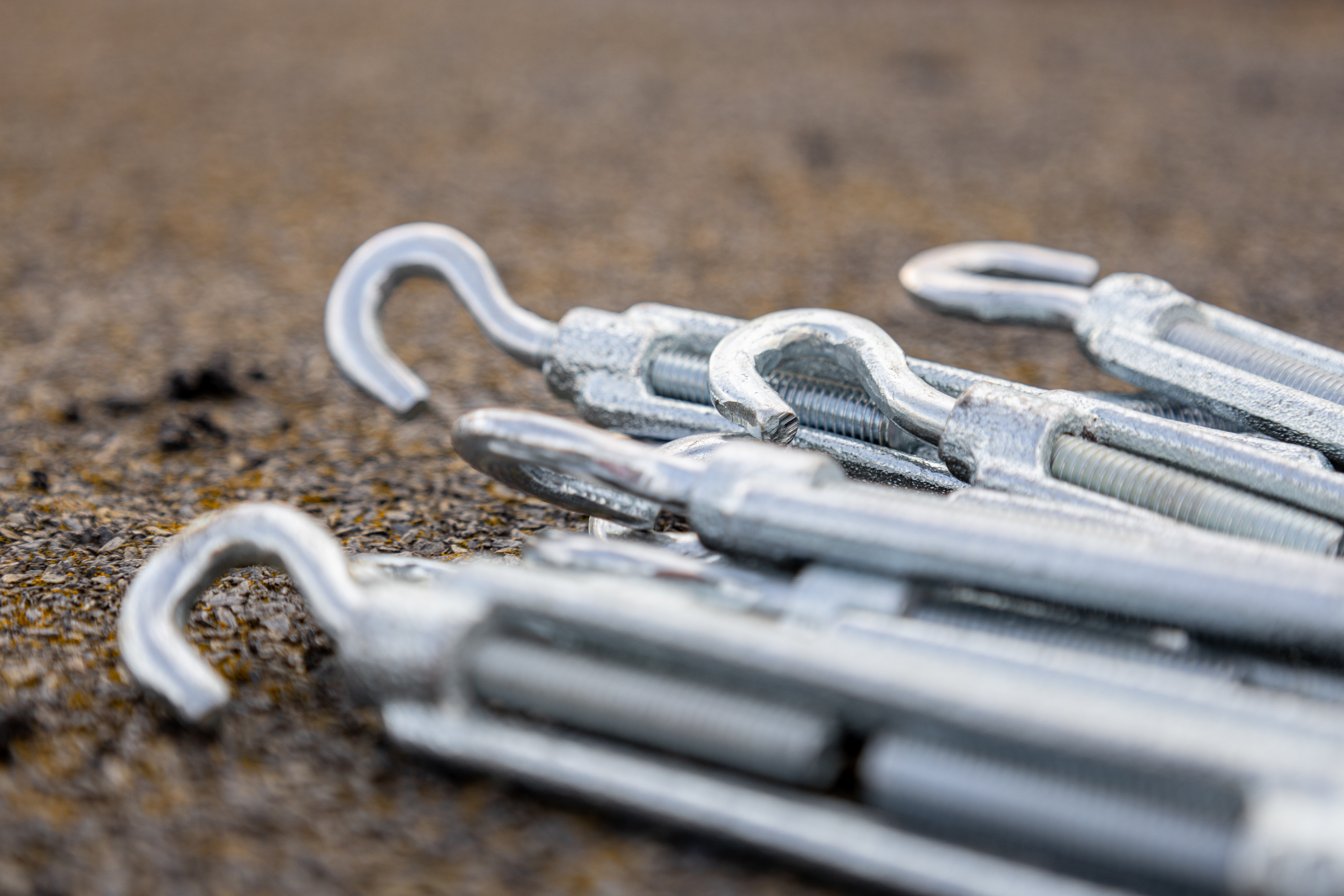 https://23800ufh.stage.cimm2.com//customerdocs/610/CATEGORY/IMG/hookbolt.jpg