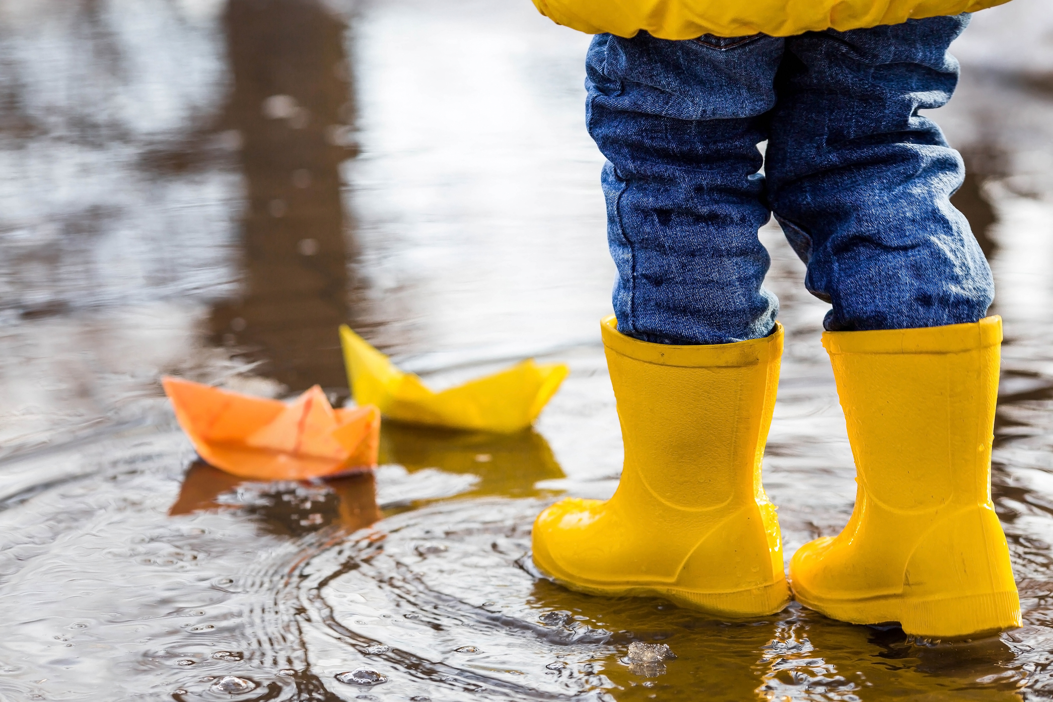 https://23800ufh.stage.cimm2.com//customerdocs/610/CATEGORY/IMG/kidsrainfoot-1477515521.jpg