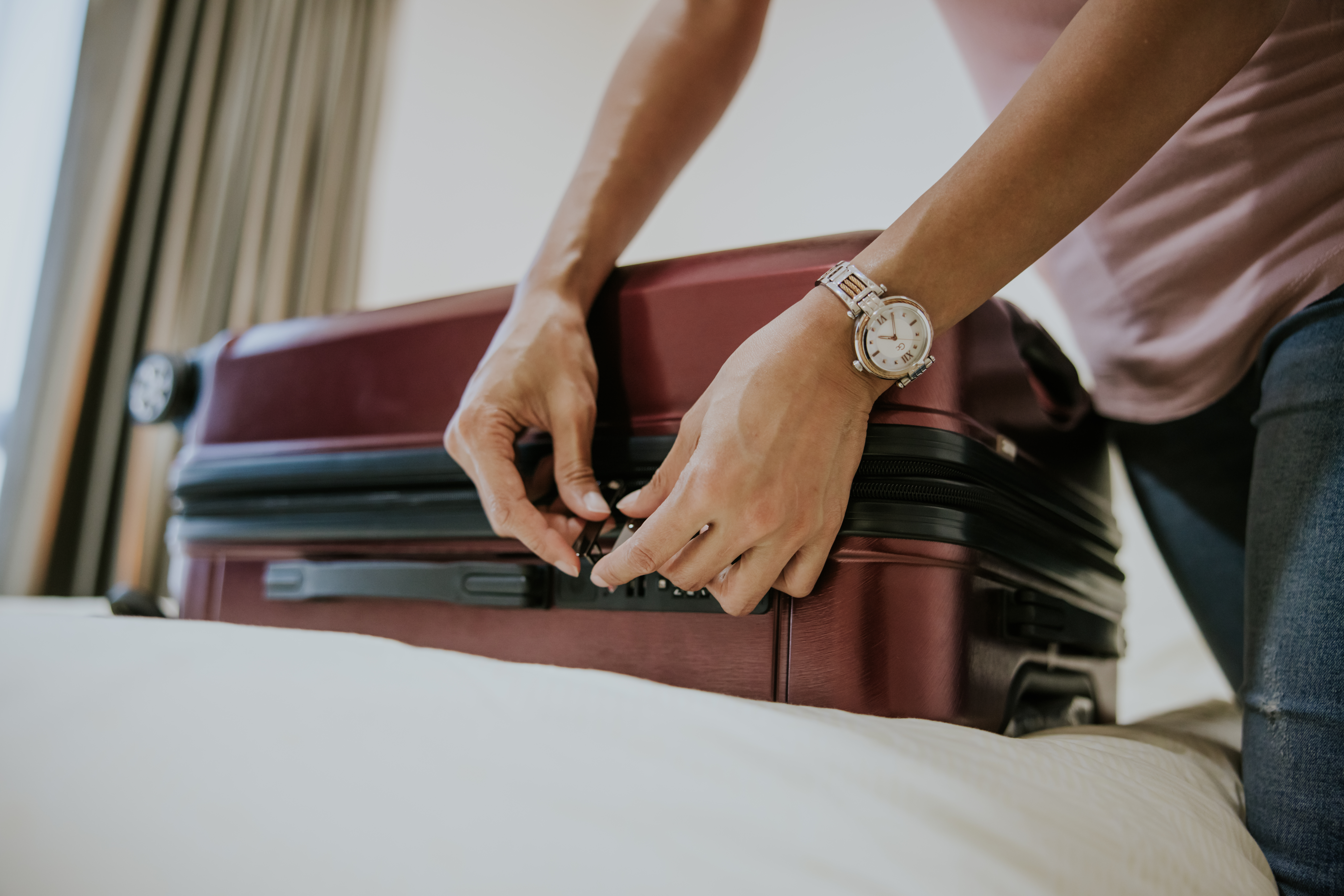 https://23800ufh.stage.cimm2.com//customerdocs/610/CATEGORY/IMG/luggagelock.jpg