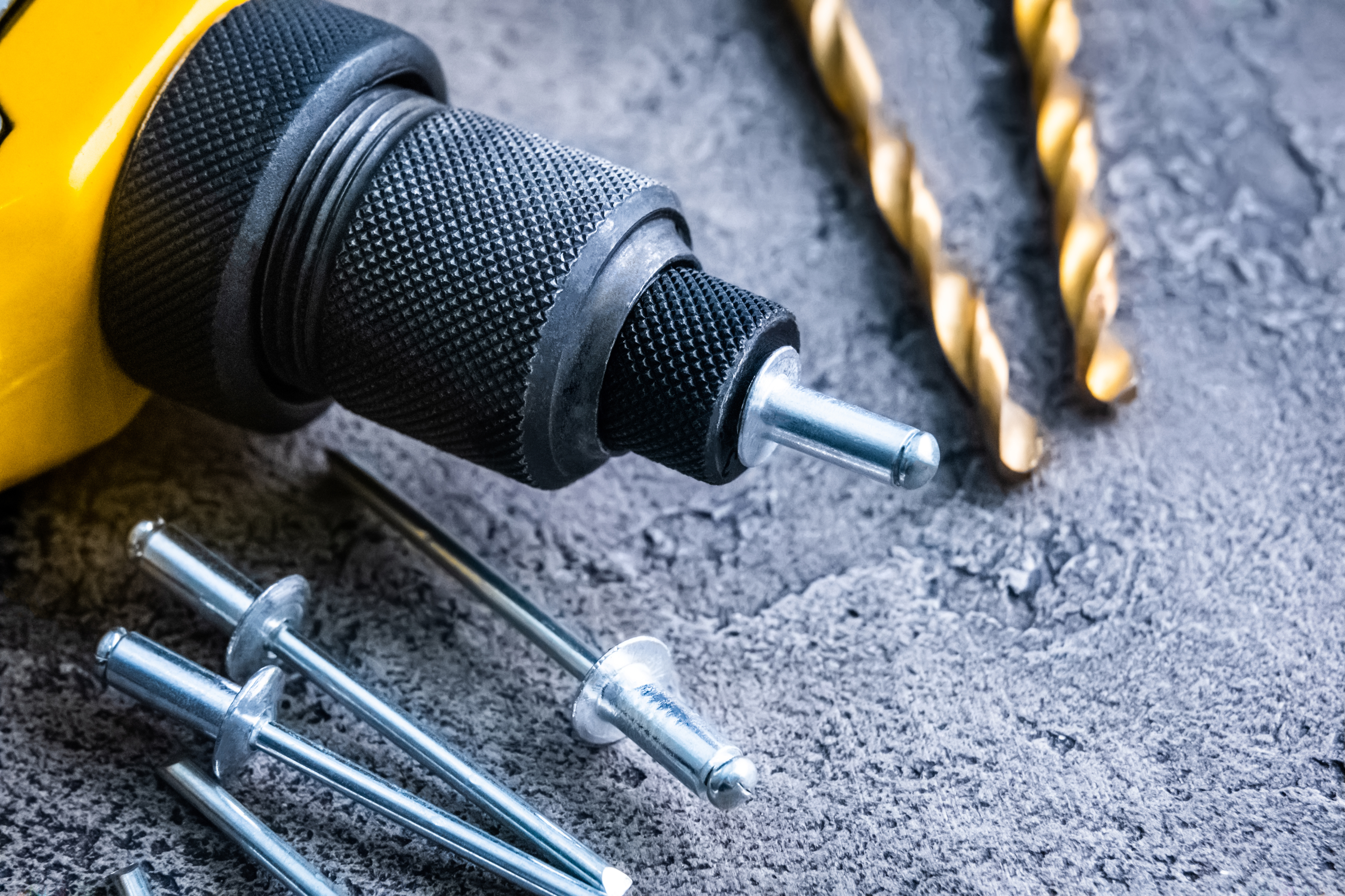 https://23800ufh.stage.cimm2.com//customerdocs/610/CATEGORY/IMG/rivets.jpg